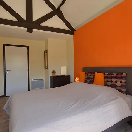 Holiday home Holiday La Grande Ecole Cherain