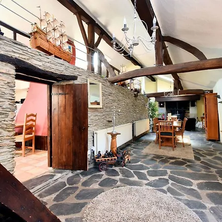 Holiday home Holiday La Grande Ecole Cherain